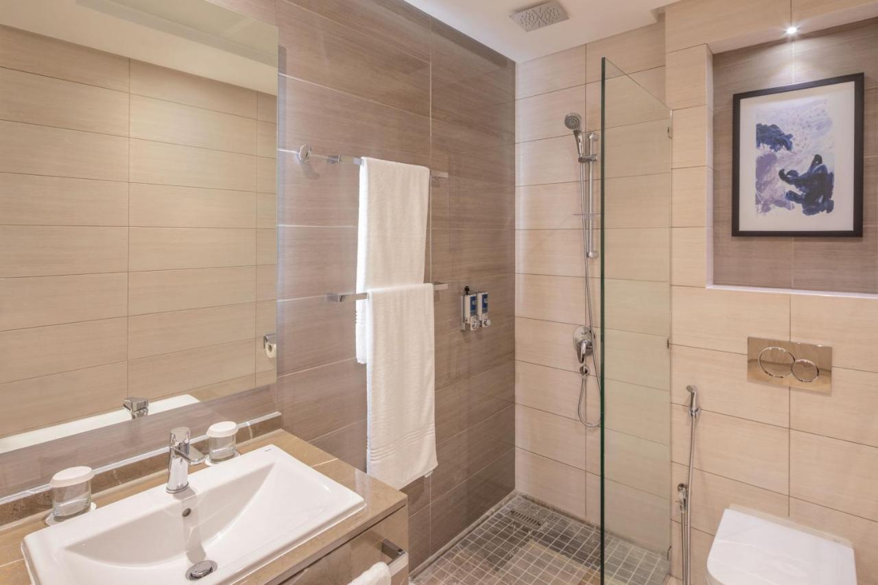 Four Points By Sheraton Jeddah Corniche Exterior photo