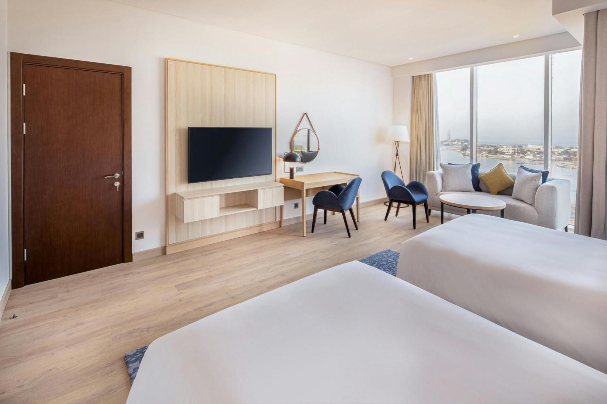 Four Points By Sheraton Jeddah Corniche Exterior photo